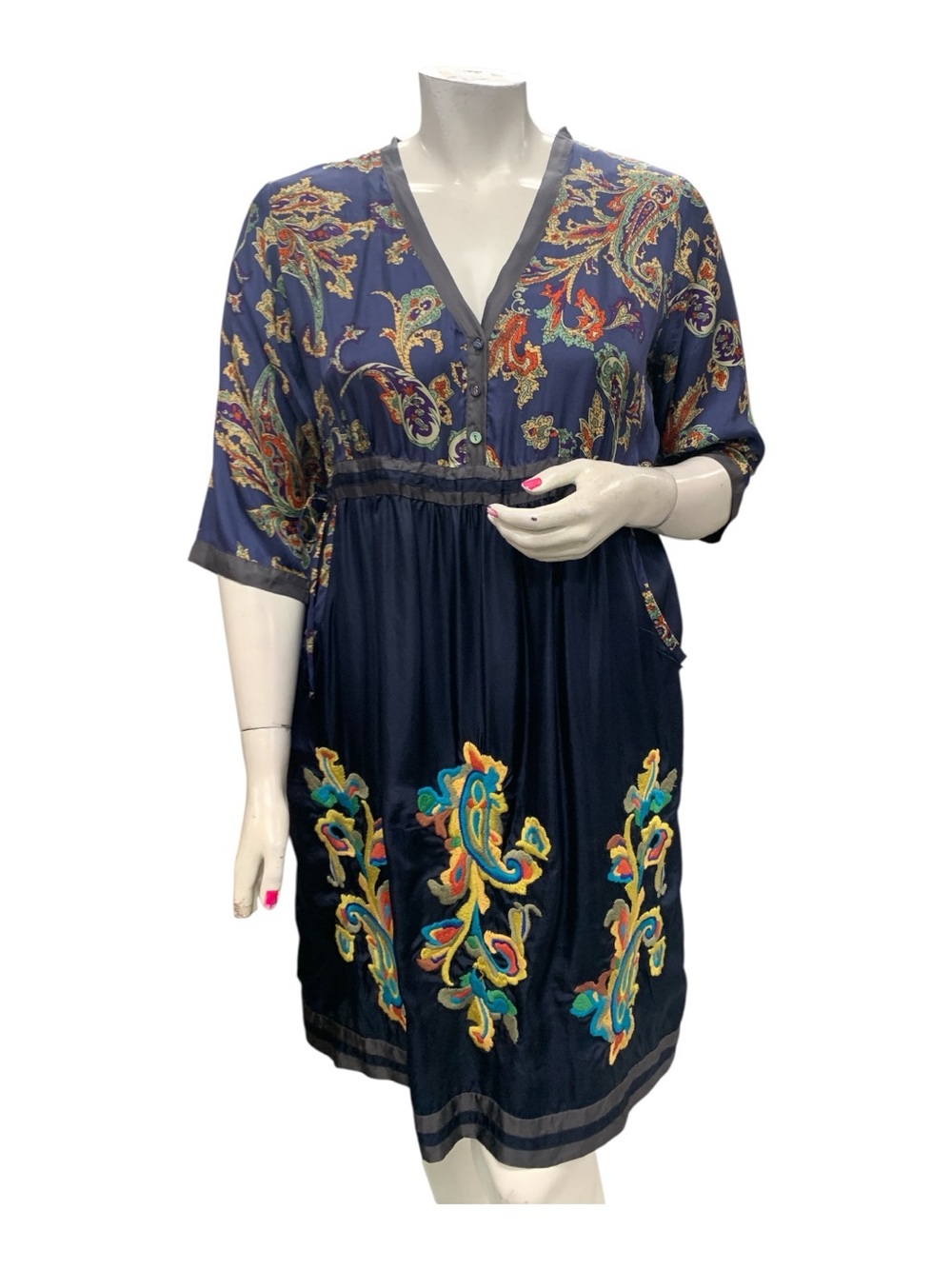 vintage Johnny Was Navy Embroidered Paisley V-Neck Robe